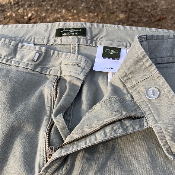 Eddie Bauer crop cotton capri pants Olive/Khaki - Picture 3 of 6